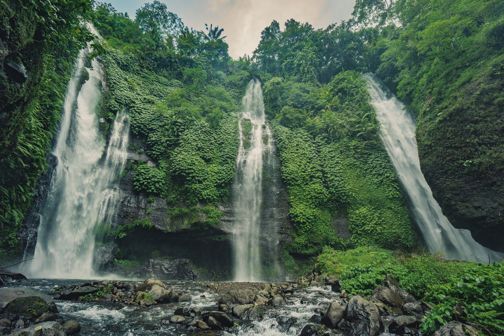 Wakacje na Bali to okazja, by zobaczyć wodospady Sekumpul